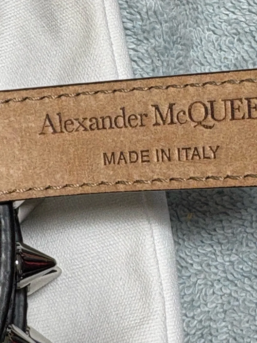Alexander McQueen Black Thin Double Belt with Silver-Tone Studs size 75B. - Picture 6 of 8